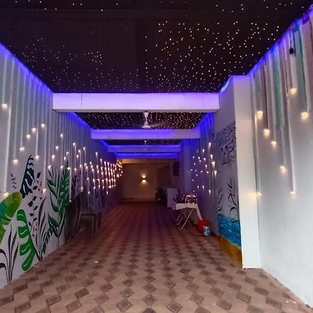 Fabexpress Neo Calangute Beach Resort エクステリア 写真