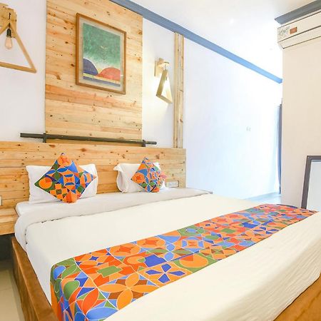 Fabexpress Neo Calangute Beach Resort エクステリア 写真