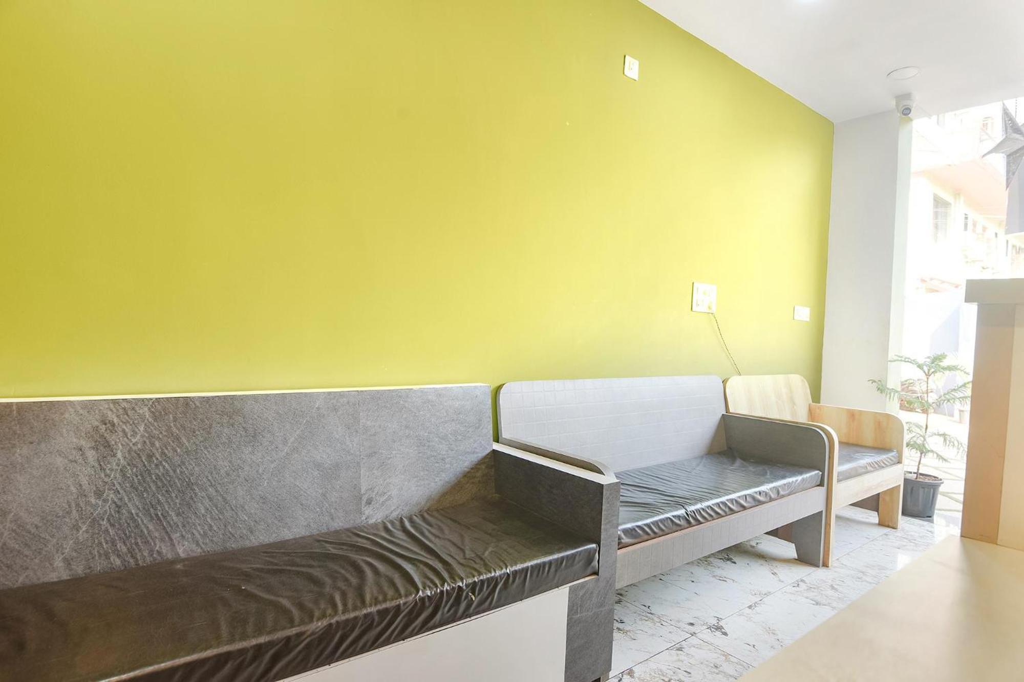 Fabexpress Neo Calangute Beach Resort エクステリア 写真