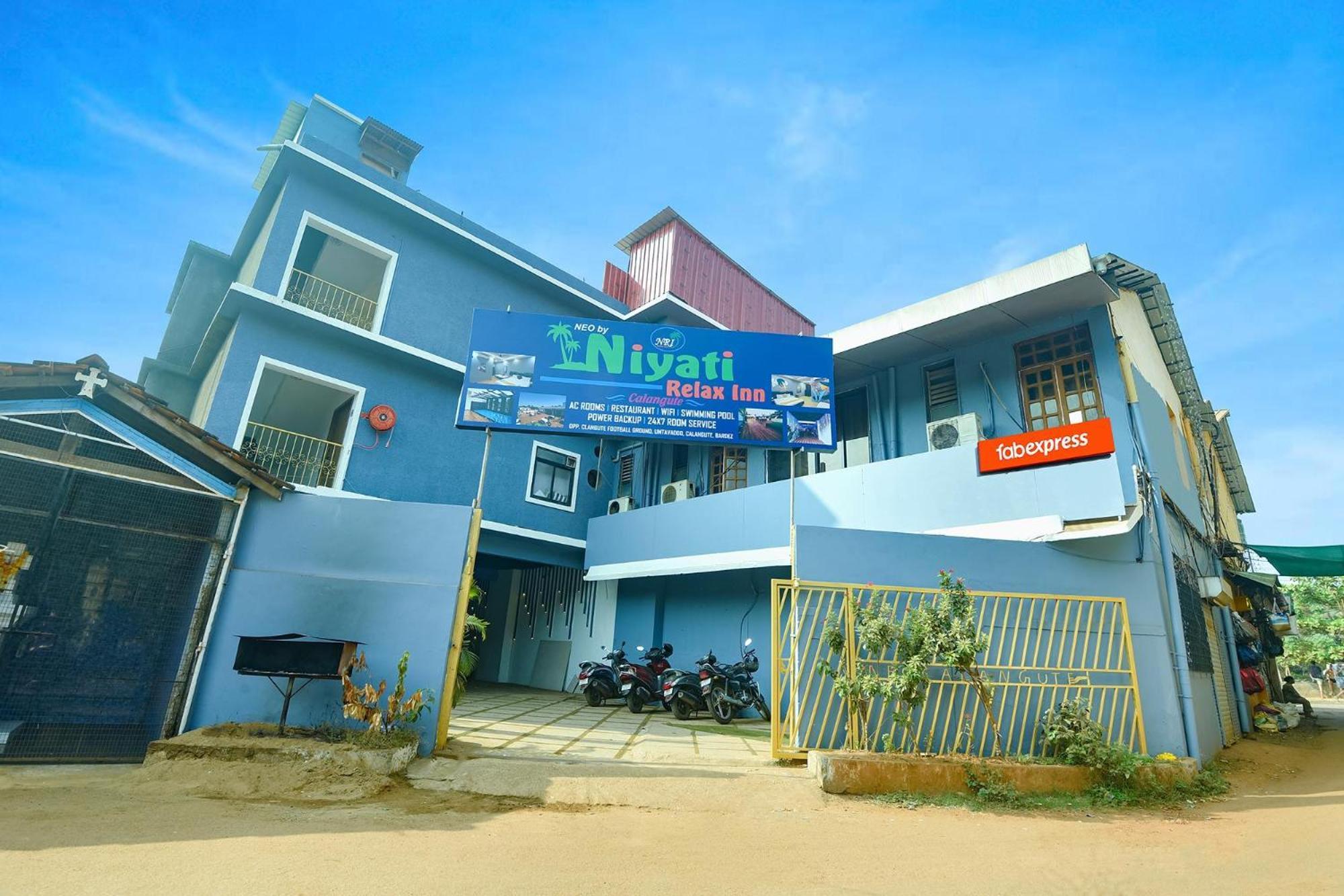 Fabexpress Neo Calangute Beach Resort エクステリア 写真